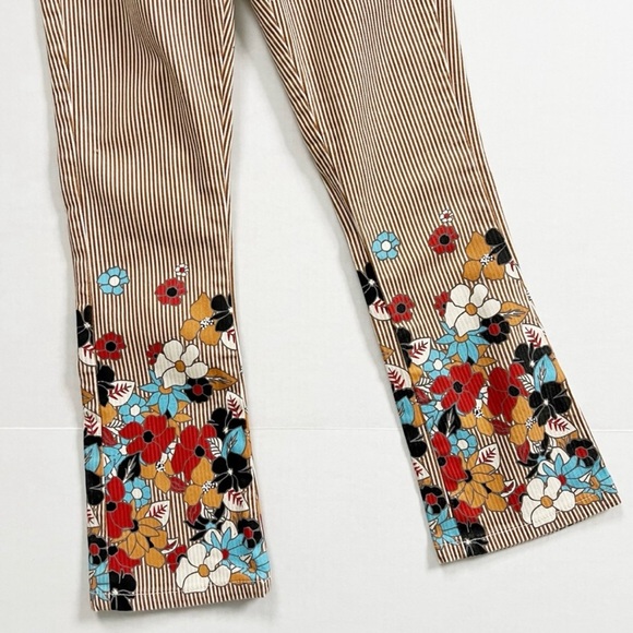 Urban Outfitters BDG Kick Flare High-Rise Cropped Jean – Flower - Picture 5 of 7
